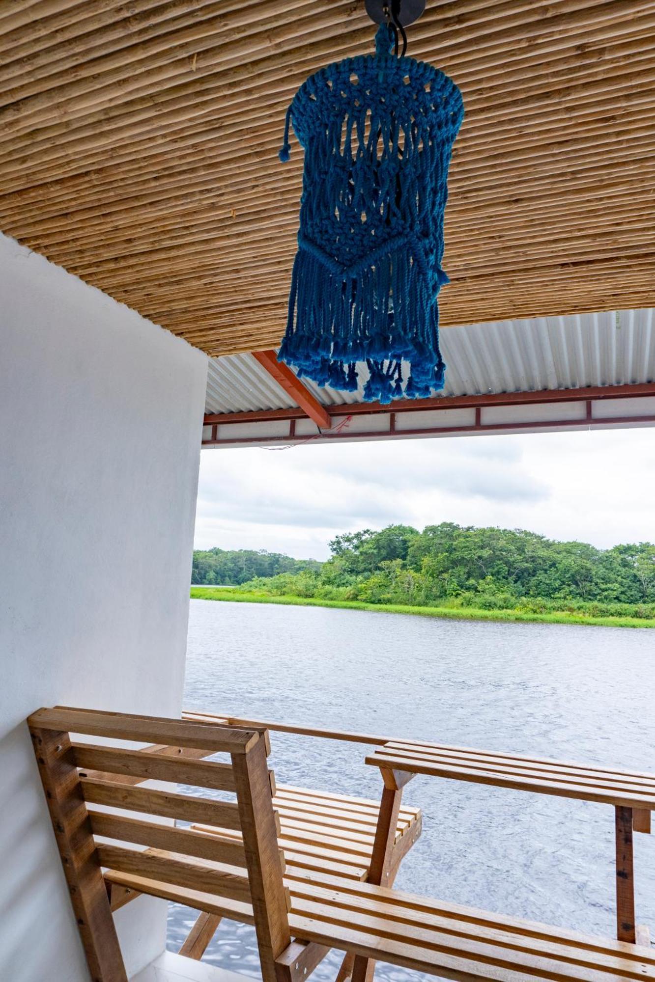 Hotel Pura Natura Riverside 托尔图格罗 外观 照片