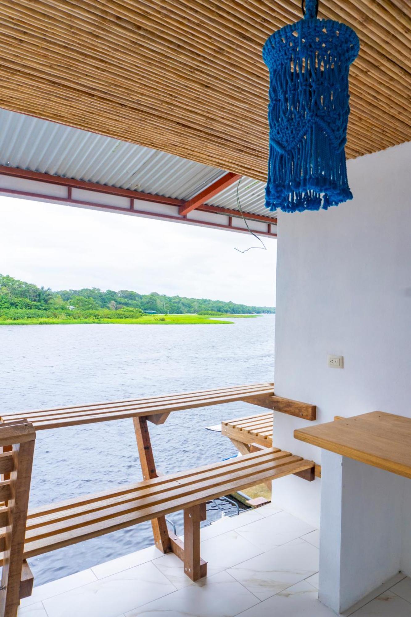 Hotel Pura Natura Riverside 托尔图格罗 外观 照片