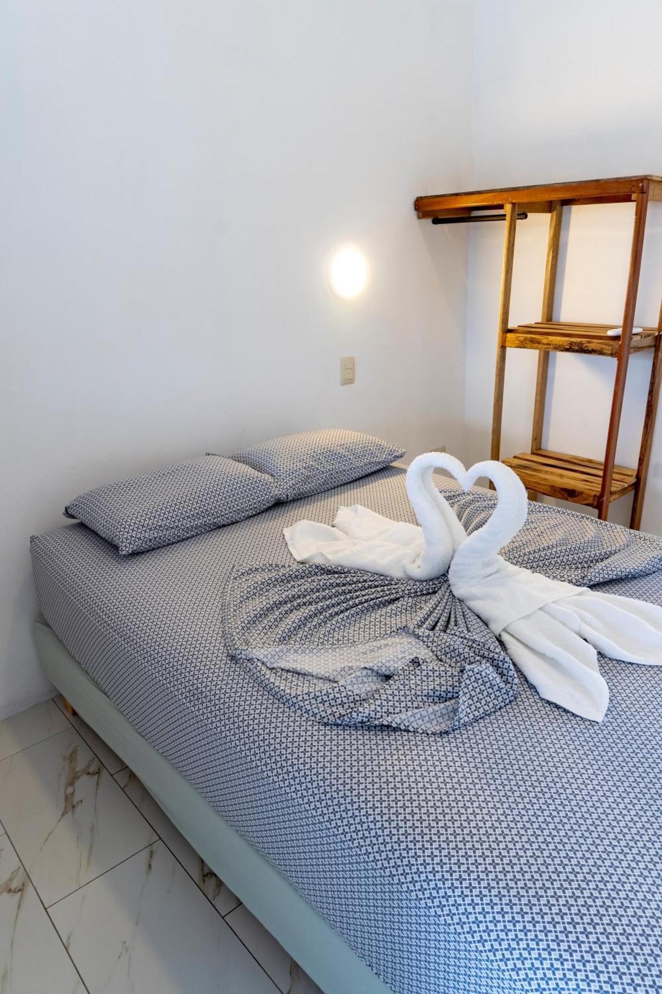 Hotel Pura Natura Riverside 托尔图格罗 外观 照片