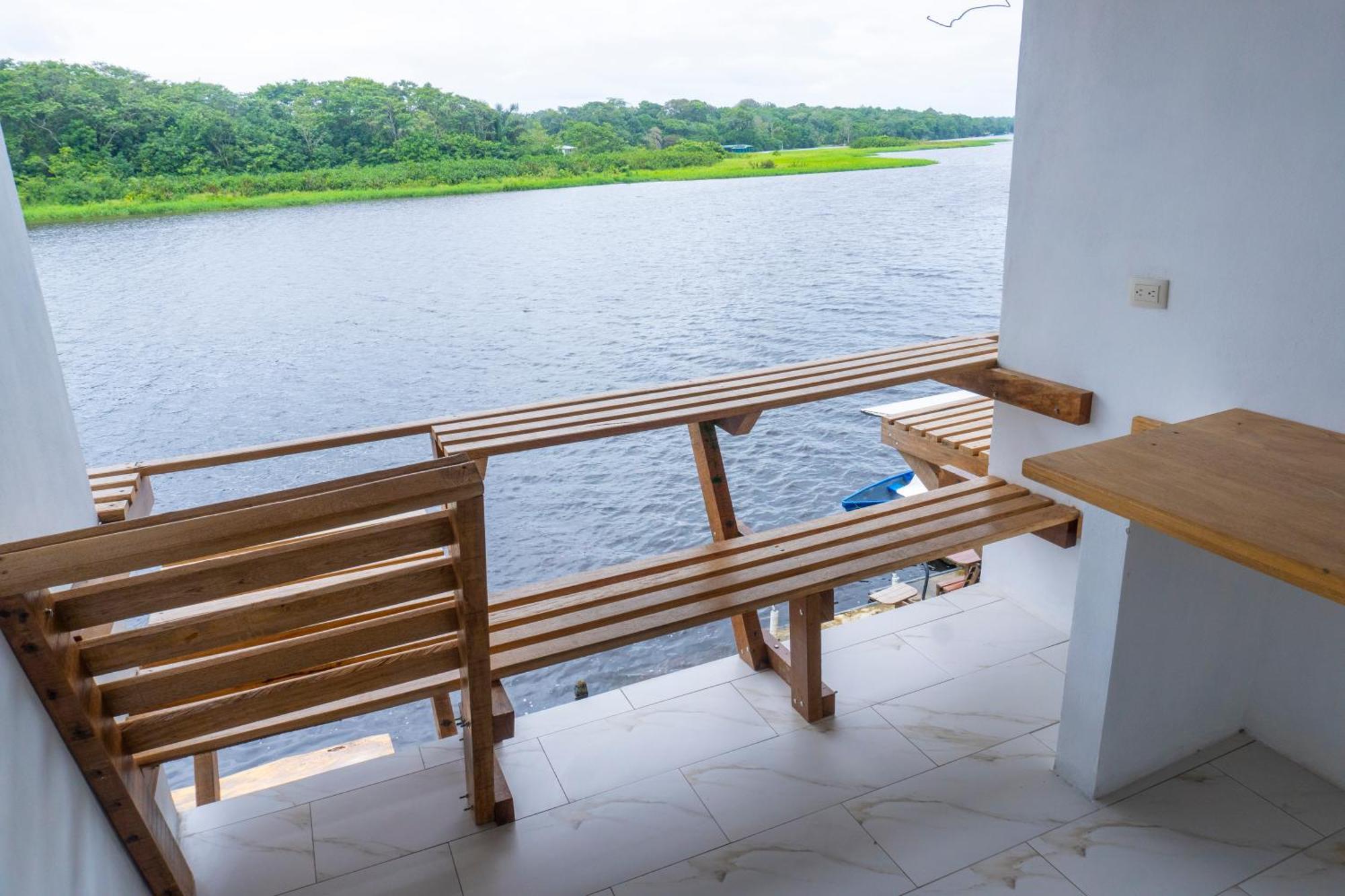 Hotel Pura Natura Riverside 托尔图格罗 外观 照片